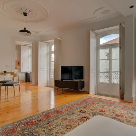 Tracey & Neill's Place In Principe Real Lisboa