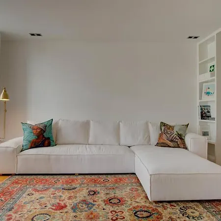 Tracey & Neill's Place In Principe Real Lissabon
